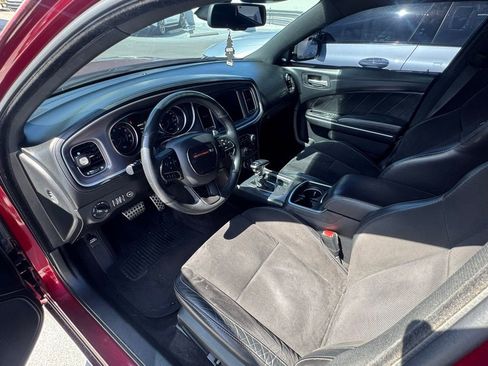 Used 2019 Dodge Charger Scat Pack w/ Plus Group RWD image 3