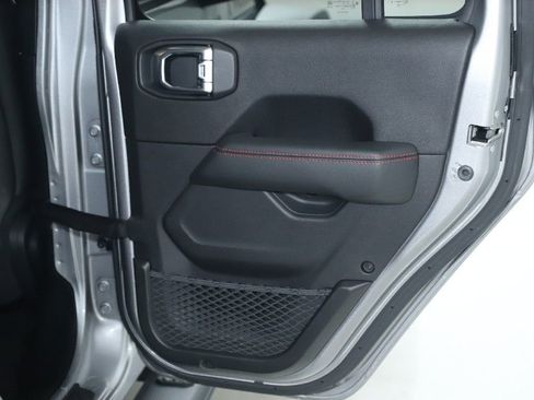 Used 2020 Jeep Gladiator Rubicon image 30