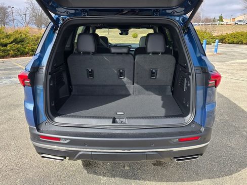 New 2026 Buick Enclave Preferred w/ Power Package AWD/4WD image 32