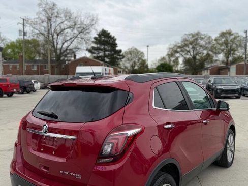 Used 2019 Buick Encore Preferred AWD/4WD image 7