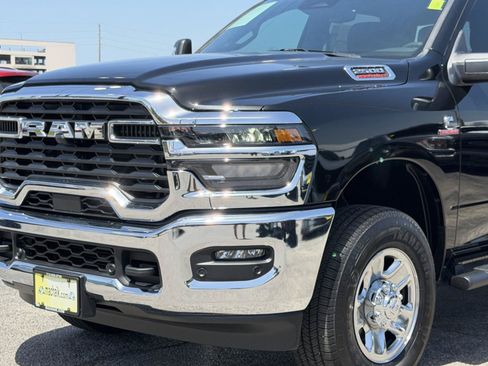Used 2025 RAM 2500 Tradesman AWD/4WD image 8