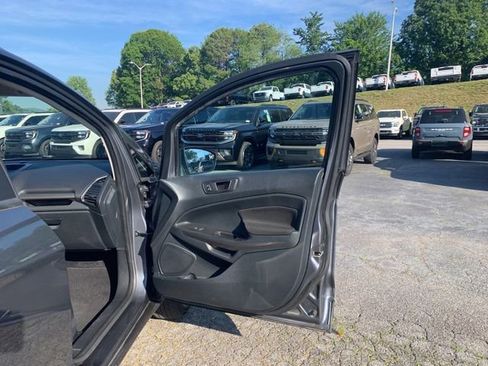 Used 2020 Ford EcoSport SE FWD image 14