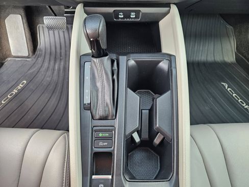 Certified 2023 Honda Accord EX image 27