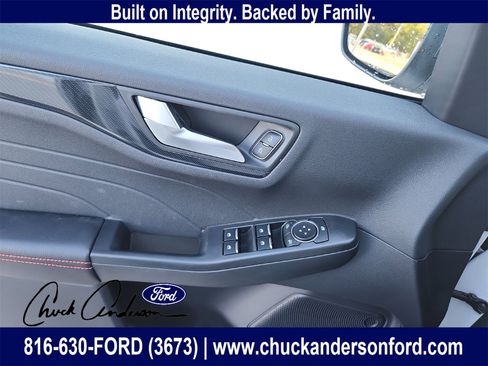 New 2026 Ford Escape ST-Line w/ Cold Weather Package image 19