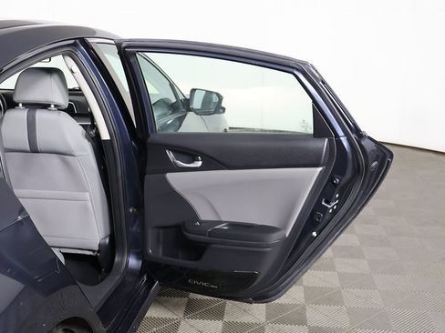 Used 2018 Honda Civic EX image 17