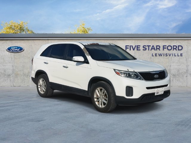 Used 2014 Kia Sorento LX FWD image 2