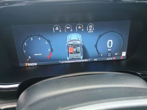 New 2025 Ford F150 Lariat w/ Equipment Group 501A Mid image 12