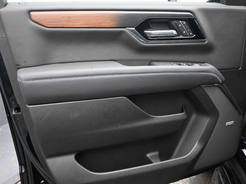 New 2026 GMC Yukon Denali image 11