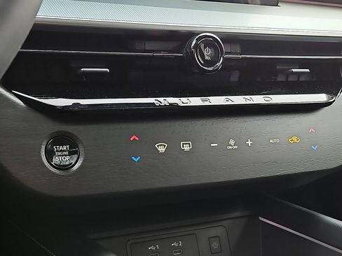 New 2026 Nissan Murano SL image 13