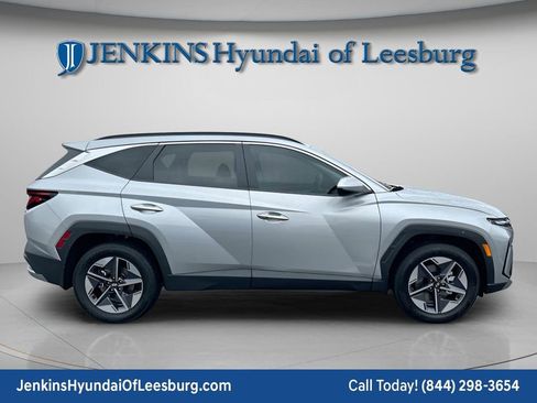 New 2026 Hyundai Tucson SEL FWD image 3