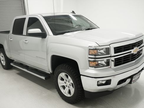 Used 2015 Chevrolet Silverado 1500 LT w/ All Star Edition RWD image 3