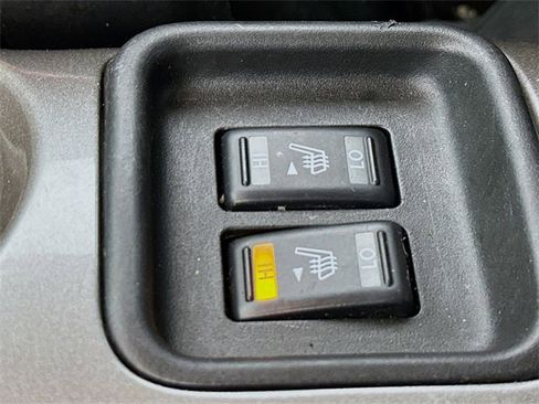 Used 2012 Nissan Juke SL image 20