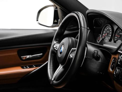 Used 2015 BMW M3 Sedan image 16