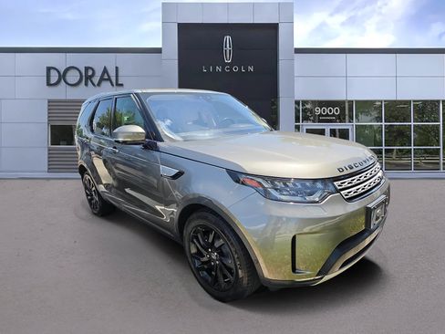 Used 2017 Land Rover Discovery HSE AWD/4WD image 1