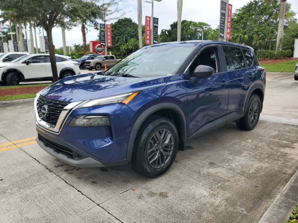 Certified 2023 Nissan Rogue S FWD image 3