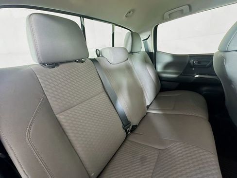Used 2020 Toyota Tacoma SR5 image 25