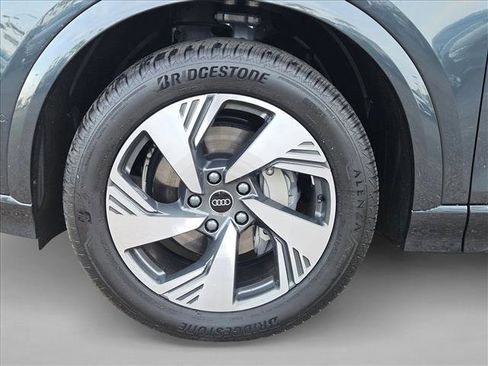 Used 2025 Audi Q6 e-tron Premium Plus w/ Premium Plus image 22
