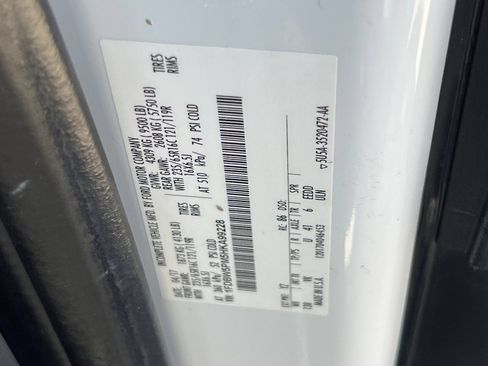 Used 2017 Ford Transit 350 138 RWD image 26