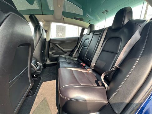 Used 2018 Tesla Model 3 Long Range image 19
