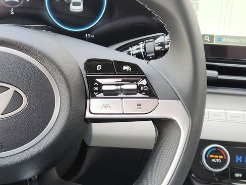 New 2026 Hyundai Elantra Limited image 30