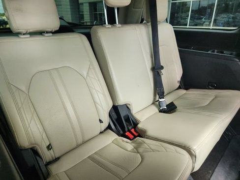Used 2020 Ford Expedition Max Platinum AWD/4WD image 19