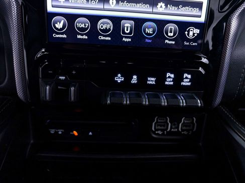 Used 2019 RAM 1500 Limited w/ Advanced Safety Group AWD/4WD image 22