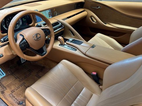 Used 2018 Lexus LC 500 Coupe w/ Touring Package RWD image 4