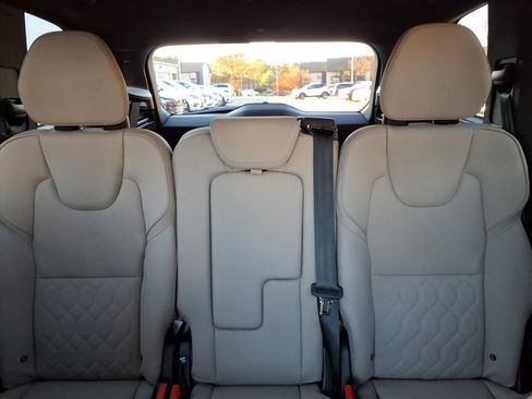 New 2026 Volvo XC90 T8 Plus w/ Protection Package Premier image 18