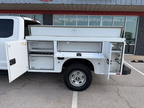 Used 2022 Ford F250 XL w/ Power Equipment Group RWD image 13