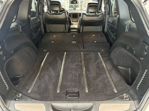 Certified 2017 Jeep Grand Cherokee Limited AWD/4WD image 40
