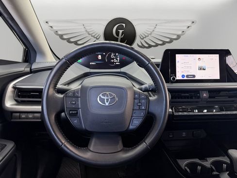 Used 2024 Toyota Prius LE FWD image 12