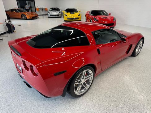 Used 2007 Chevrolet Corvette Z06 w/ Preferred Equipment Group RWD image 15