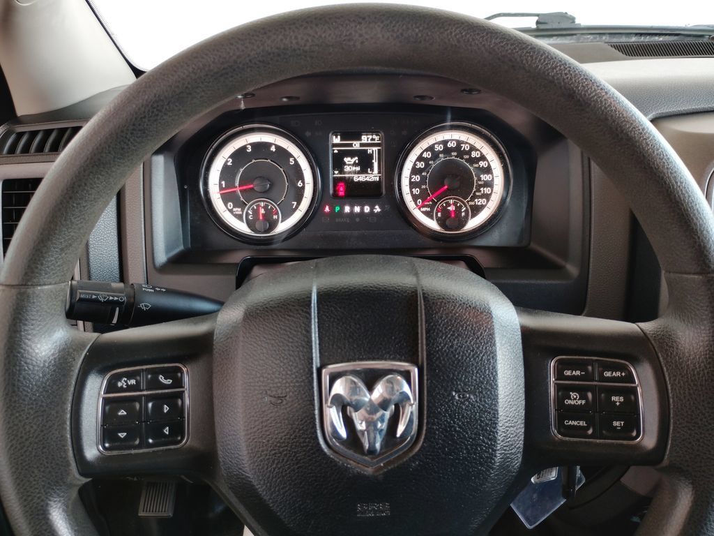Used 2018 RAM 1500 Express AWD/4WD image 24