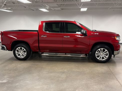 Used 2024 Chevrolet Silverado 1500 LTZ AWD/4WD image 7