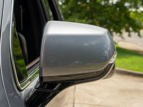 Used 2021 GMC Yukon Denali AWD/4WD image 17