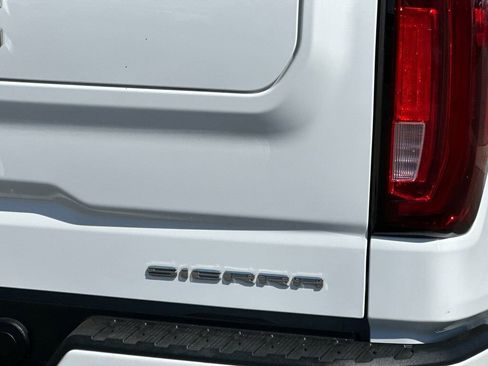 Used 2022 GMC Sierra 1500 Denali w/ Denali Reserve Package image 25
