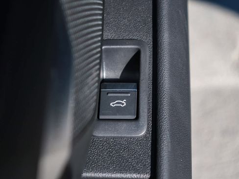 Used 2025 Audi RS e-tron GT performance w/ 21" Wheel Package image 30