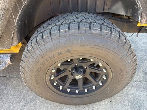 Used 2015 Jeep Wrangler Unlimited Sport w/ Quick Order Package 24S AWD/4WD image 7
