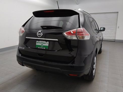 Used 2016 Nissan Rogue S w/ Appearance Package FWD image 7