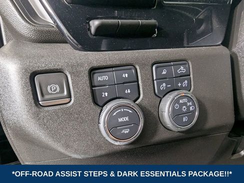 Used 2024 Chevrolet Silverado 2500 ZR2 w/ Technology Package image 14