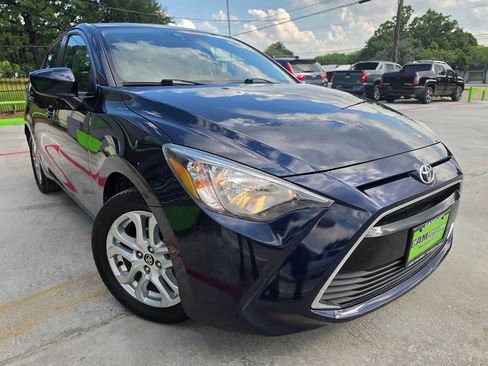 Used 2017 Toyota Yaris iA FWD image 49