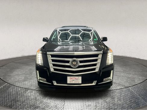 Used 2015 Cadillac Escalade ESV Premium image 3