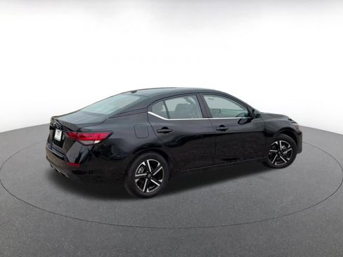 Used 2025 Nissan Sentra SV FWD image 11