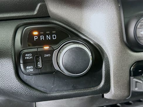 Used 2019 RAM 2500 Tradesman image 17