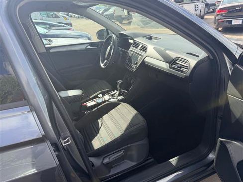 Used 2022 Volkswagen Tiguan S FWD image 12