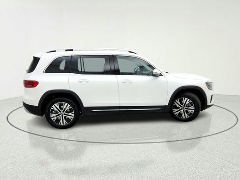 New 2026 Mercedes-Benz GLB 250 image 7