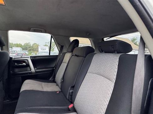 Used 2014 Toyota 4Runner SR5 AWD/4WD image 36