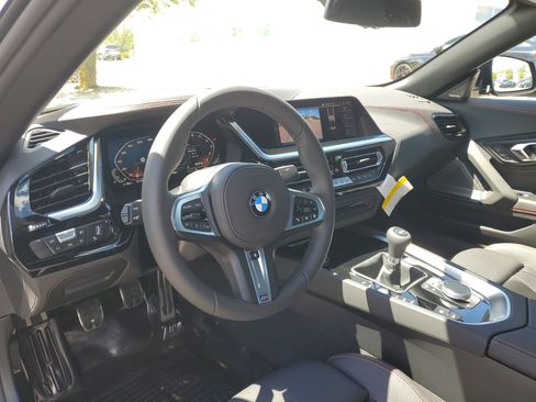 New 2026 BMW Z4 M40i RWD image 9