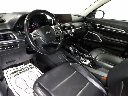 Used 2022 Kia Telluride LX FWD image 14