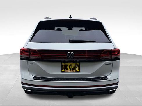 New 2026 Volkswagen Atlas Peak Edition AWD/4WD image 4